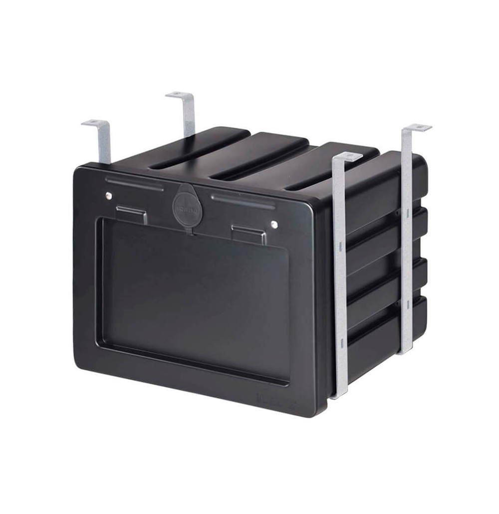 schwarze Kunststoff Box mit Hlaterung
